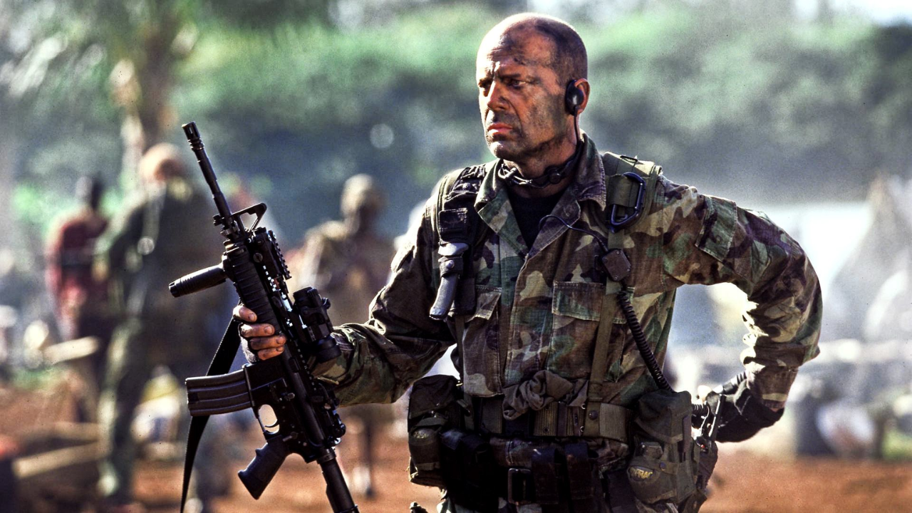 Ce soir à la TV : un film de guerre très violent marqué par des tensions entre Bruce Willis et le réalisateur