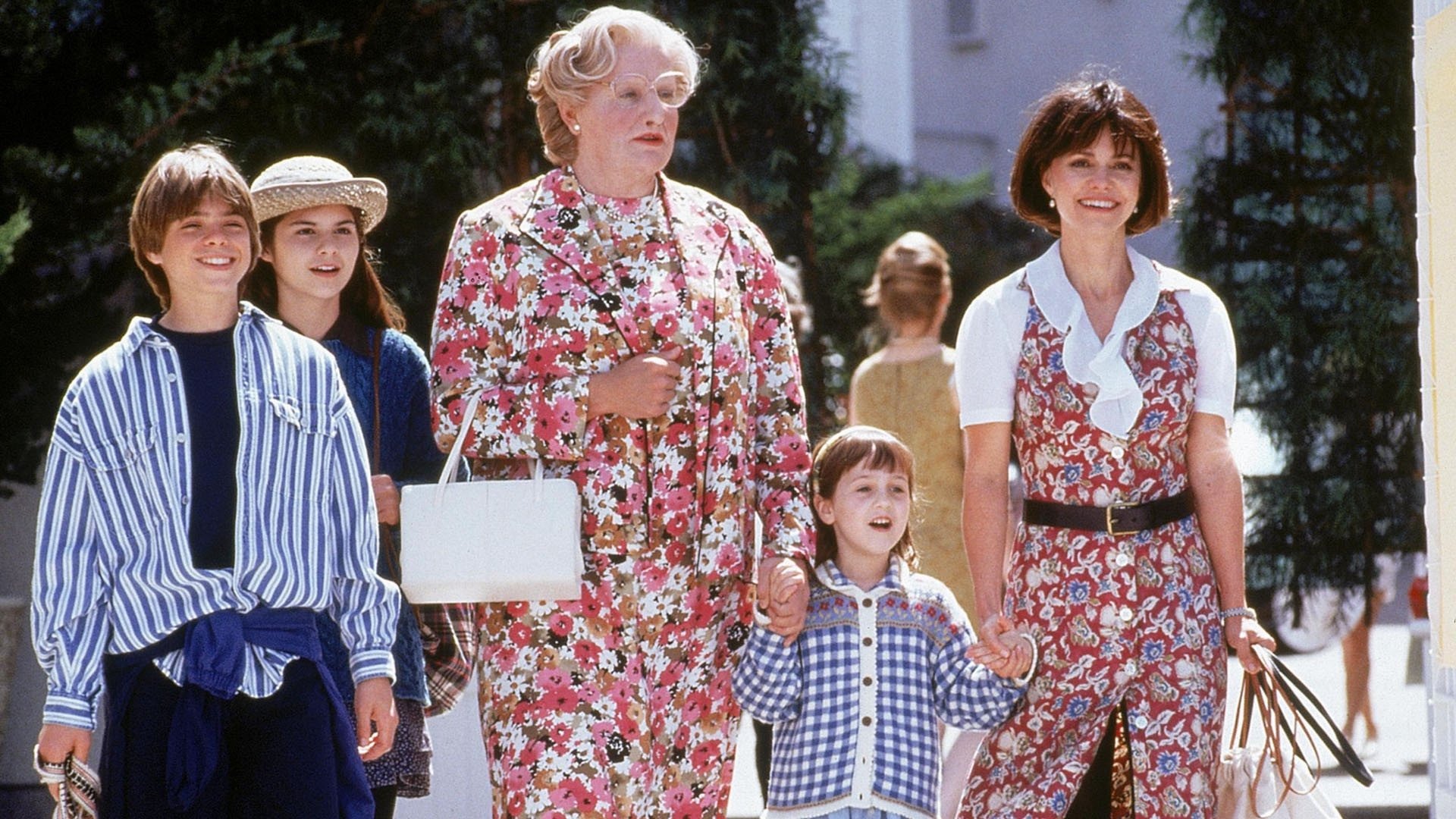 Robin Williams a eu une attention émouvante pour Sally Fields pendant Madame Doubtfire