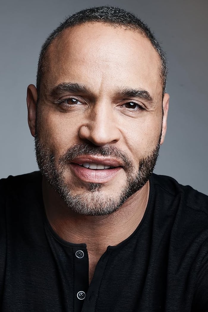 Daniel Sunjata