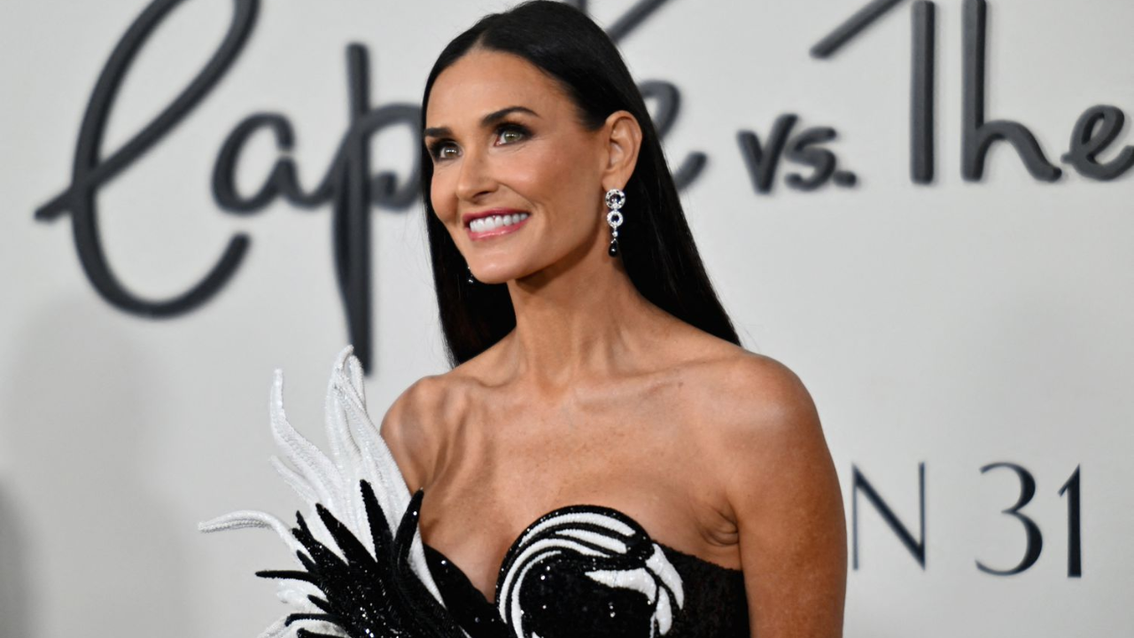 "On ne devrait pas toucher à certains films..." : Demi Moore réagit au projet de remake de son film culte