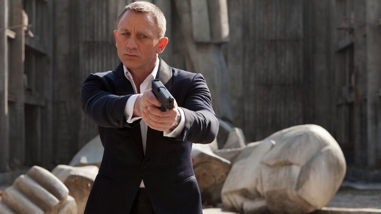 James Bond : Daniel Craig dévoile sa cascade préférée (et elle va vous surprendre)