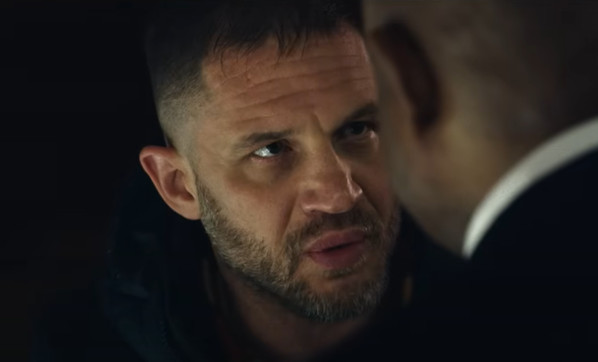 Netflix : Tom Hardy cogne à tout va dans le trailer énervé du film Ravage