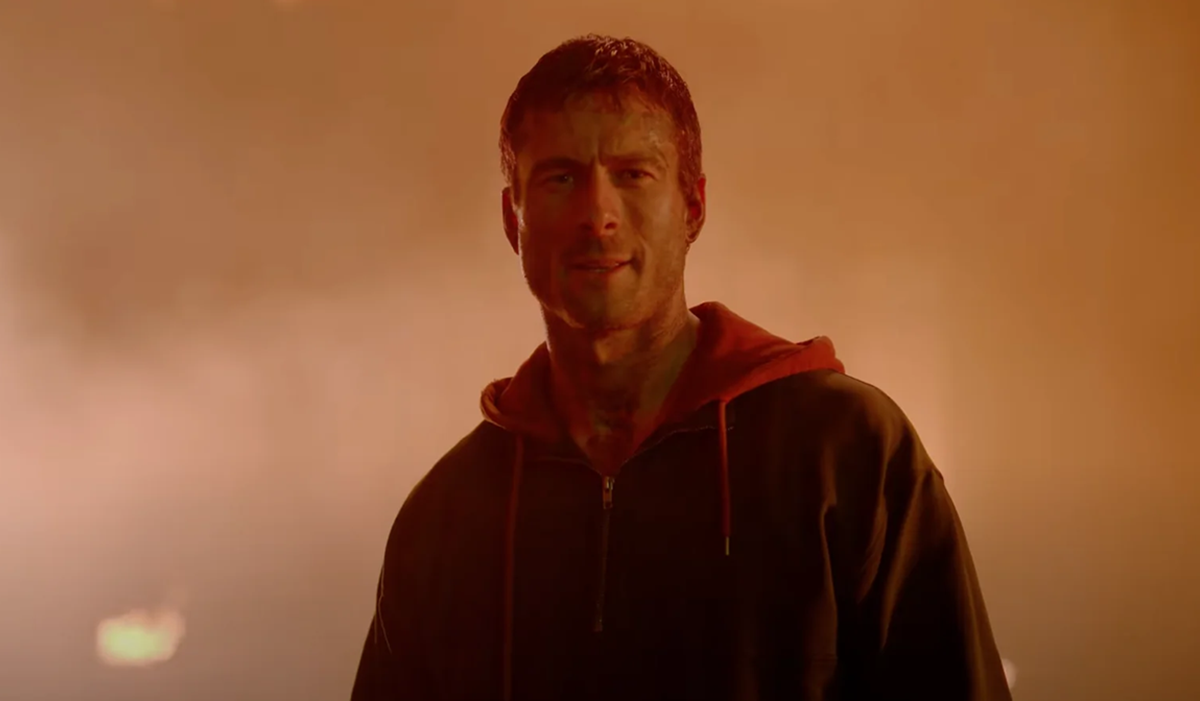 Glen Powell se confie sur son rôle dans le remake de Running Man