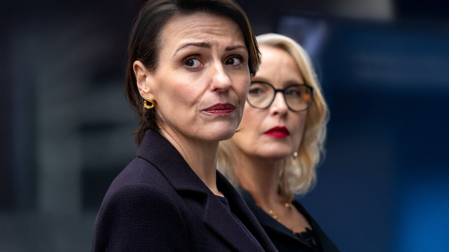 Hostage : Julie Delpy et Suranne Jones au cœur d'un thriller explosif sur Netflix