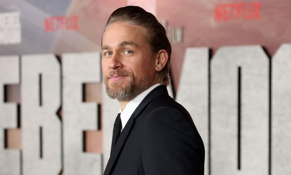 Monstre saison 4 : Charlie Hunnam en pourparlers pour rejoindre le casting