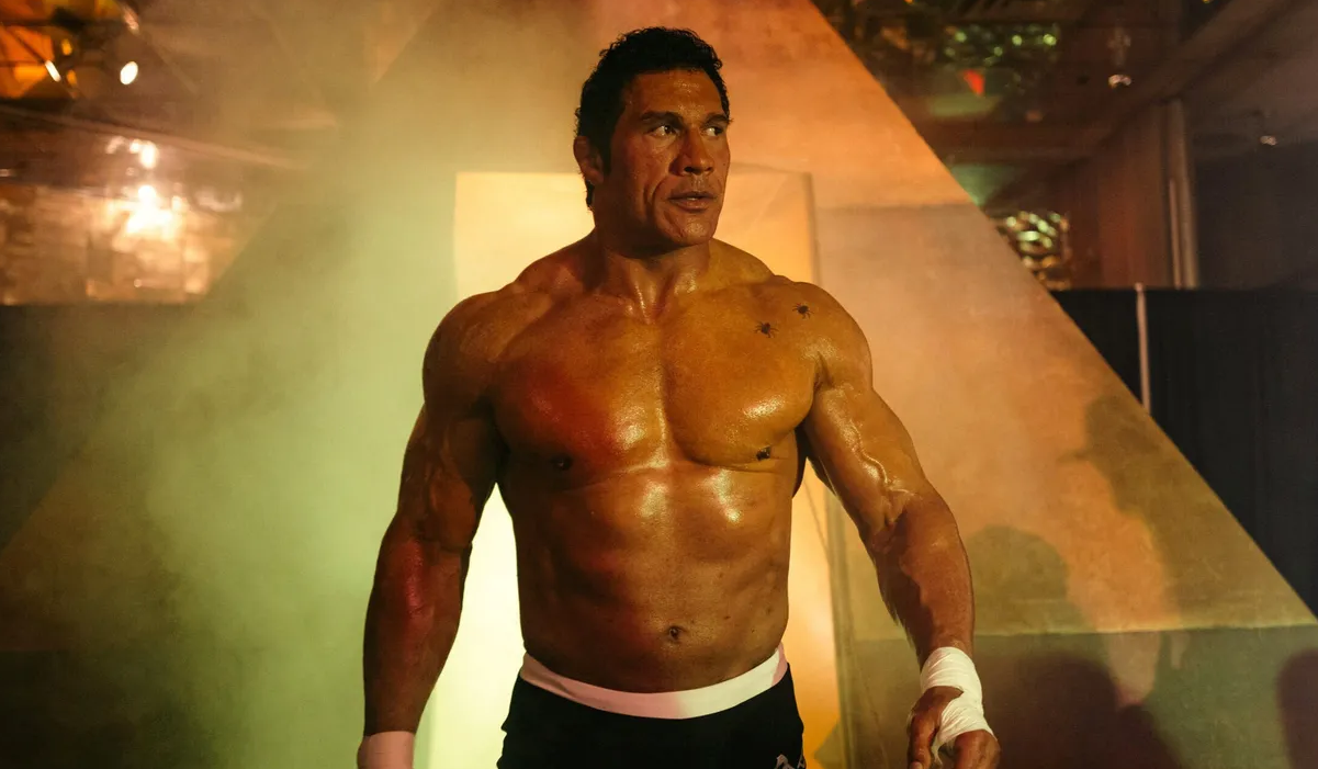 Christopher Nolan encense la performance de Dwayne Johnson dans The Smashing Machine