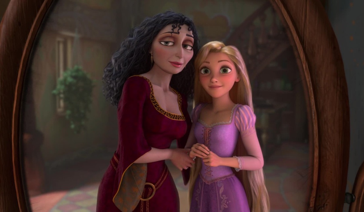 Raiponce : plutôt que Scarlett Johansson, une autre actrice du MCU pourrait jouer Mère Gothel