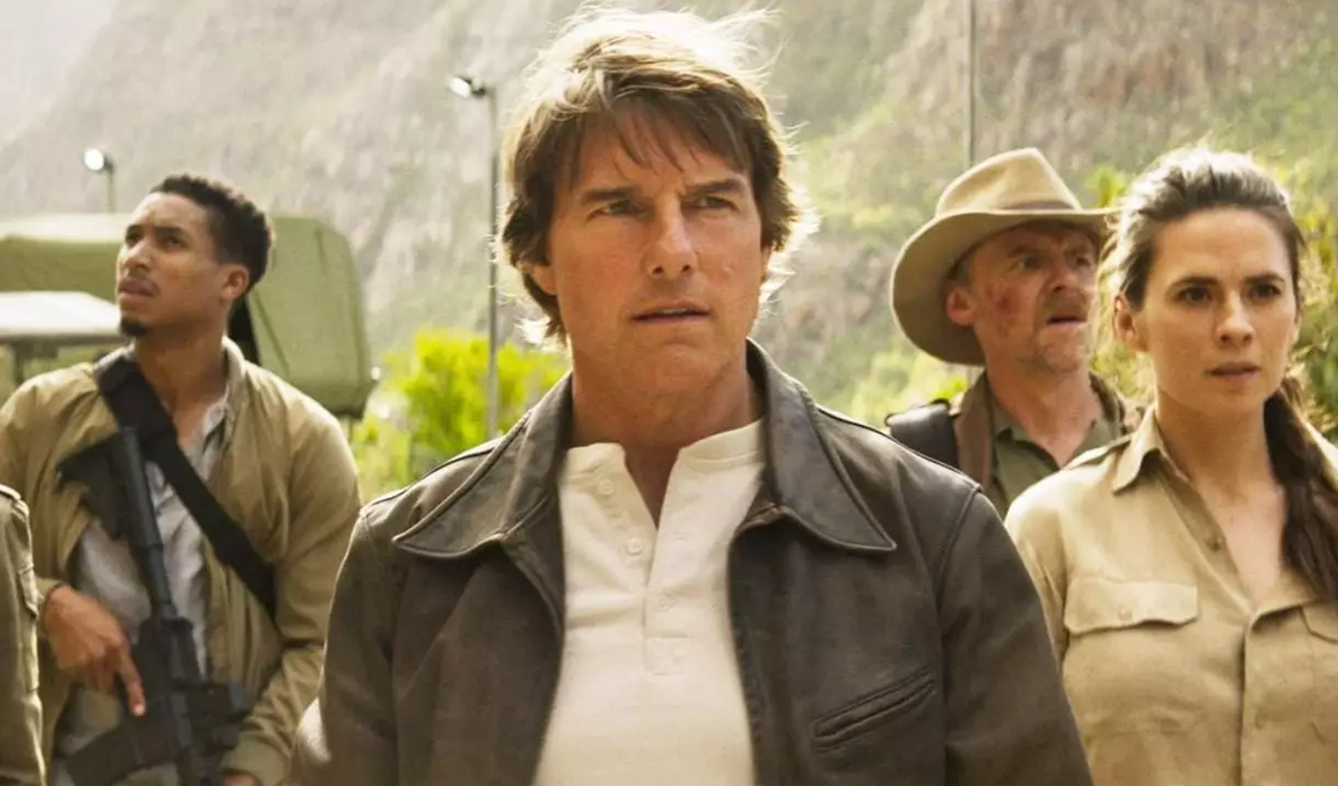 Tom Cruise a filmé un duel au sabre laser de Star Wars : Starfighter