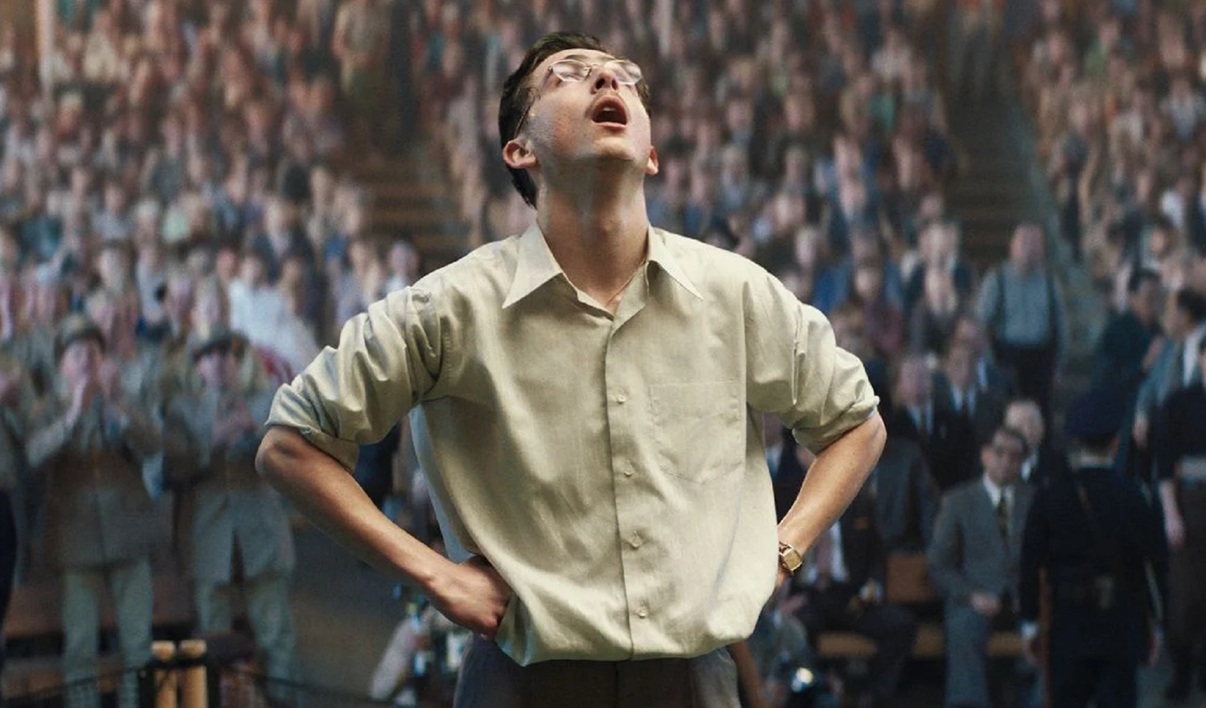 Marty Supreme : une immense statue du personnage principal dévoilée dans un musée !