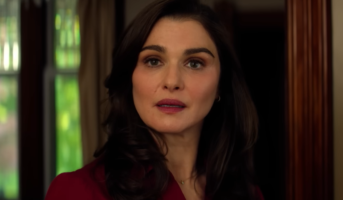 Le Délicieux Professeur V. : Rachel Weisz rêve de Leo Woodall dans le trailer de la série Netflix