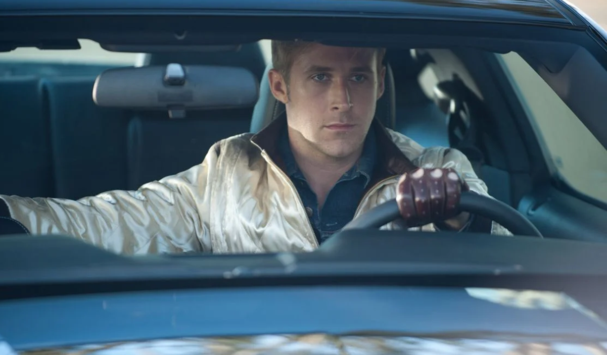 Dix ans après la sortie de son dernier film, le réalisateur de Drive en prépare deux nouveaux