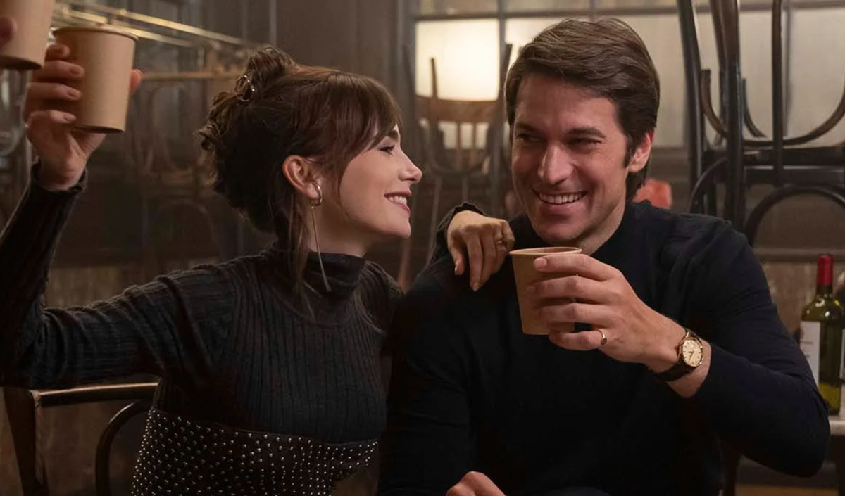 Le créateur d’Emily in Paris va refaire équipe avec Netflix pour une nouvelle série