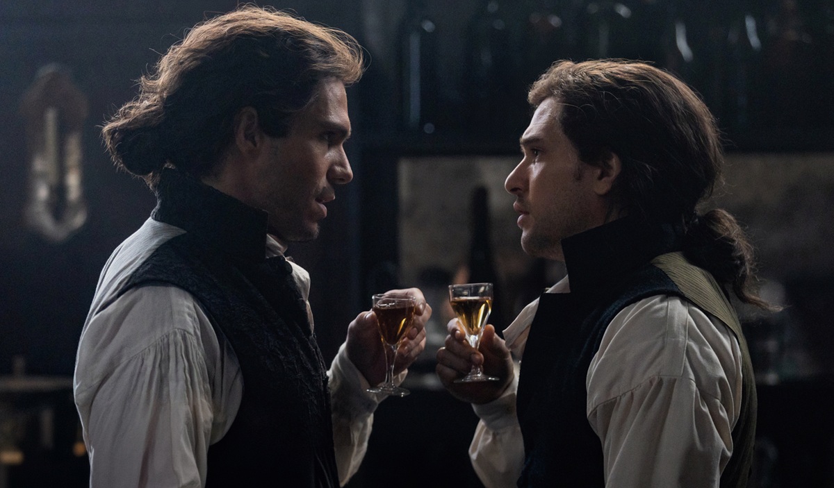Le Conte de deux cités : premières photos de la série avec François Civil et Kit Harington
