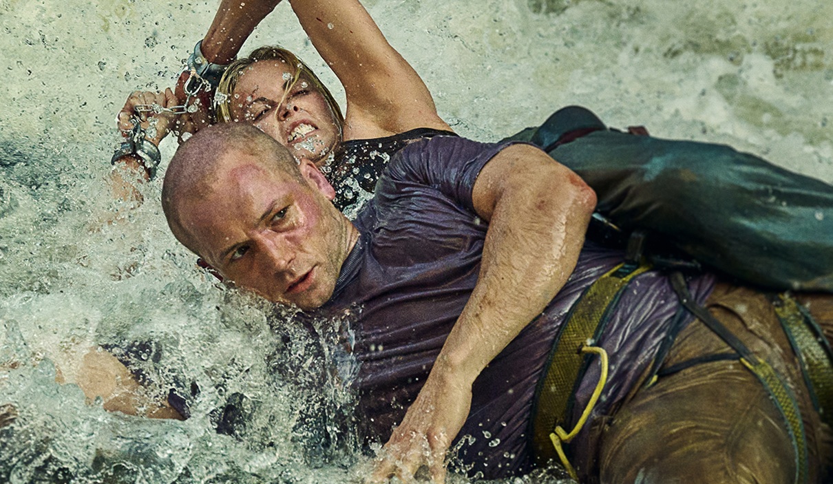 Nouveau sur Netflix : Charlize Theron doit survivre à un Taron Egerton enragé en pleine nature