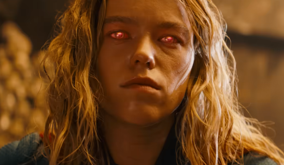 Supergirl tente de sauver Krypto dans le nouveau trailer du prochain film DC