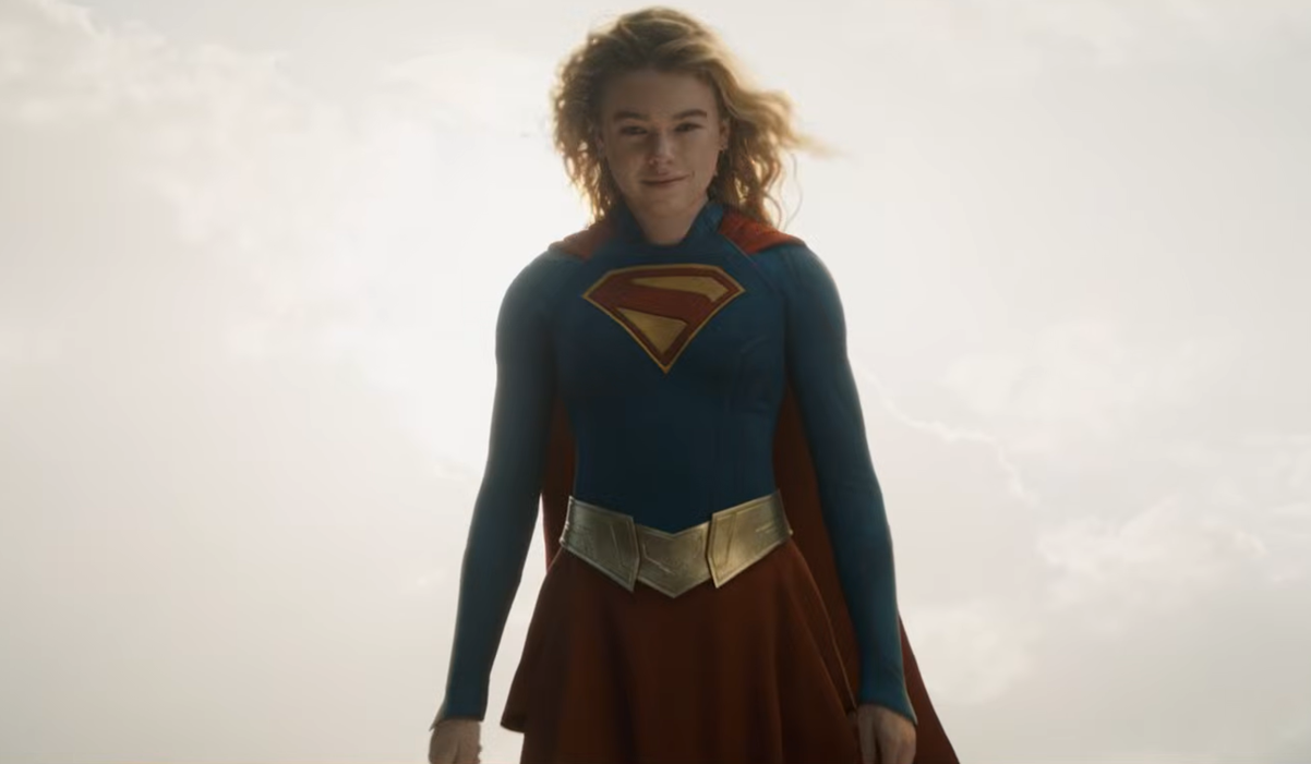 DC : Supergirl enfile son costume de super-héroïne dans la nouvelle bande-annonce